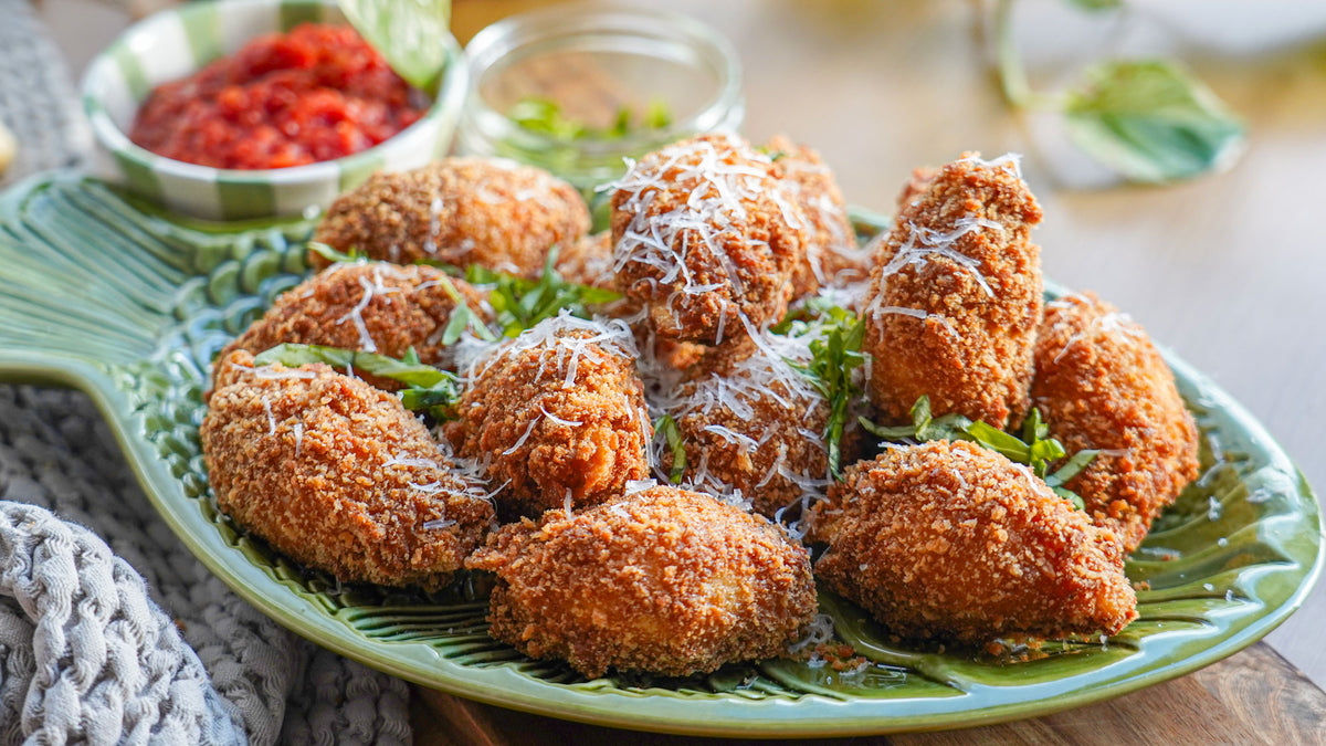 Sprøde, friterede pastaskaller med ricotta