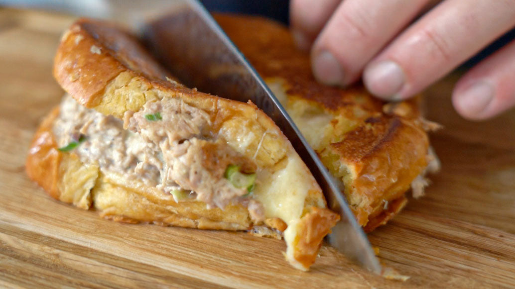 Tuna melt-sandwich