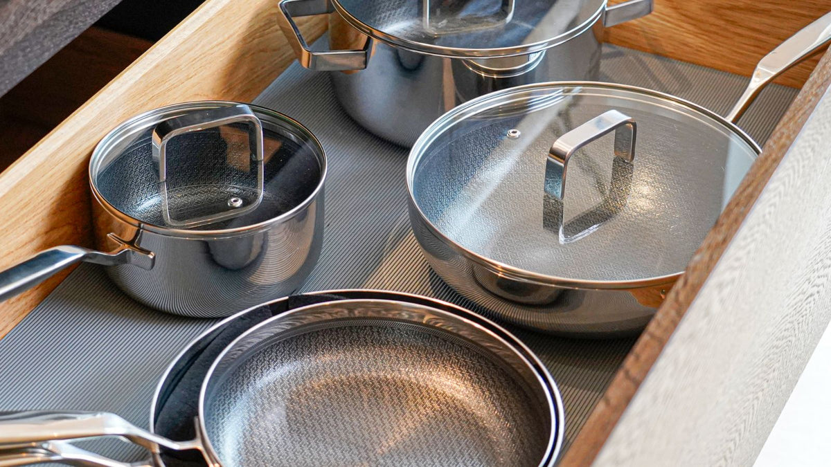 6-Ply Fusion kookpannen en koekenpannen van Qookware
