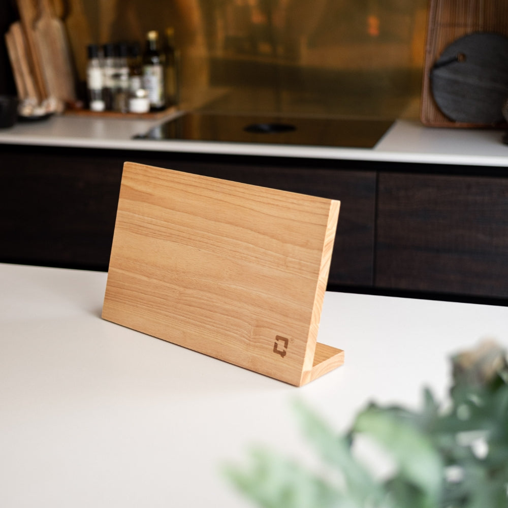Eikenhouten messenhouder van Qookware