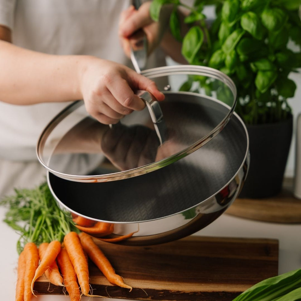 Wok met deksel 6-ply